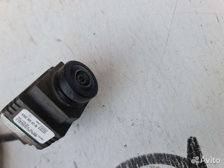 Камера заднего вида Mercedes W213
