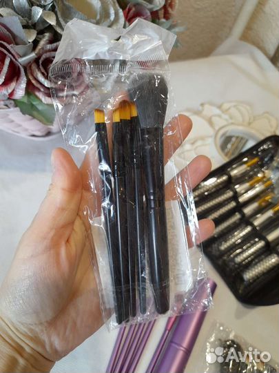 Новый набор кистей для макияжа