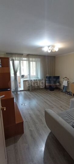 4-к. квартира, 104 м², 3/5 эт.
