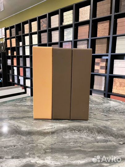 Кирпич облицовочный коричневый рустик завода жкз