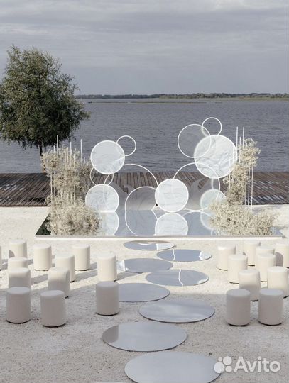 Аренда пуфов для мероприятий