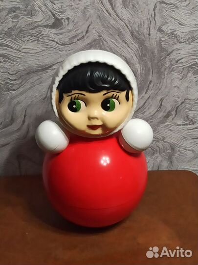 Неваляшка большая