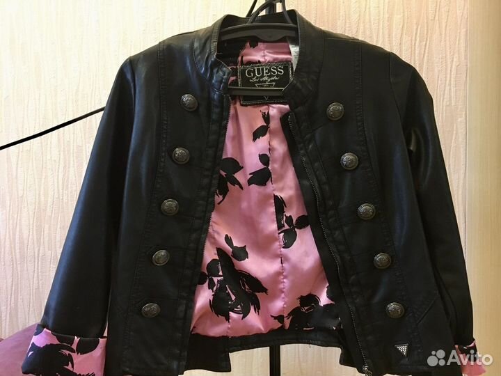Кожаная куртка guess