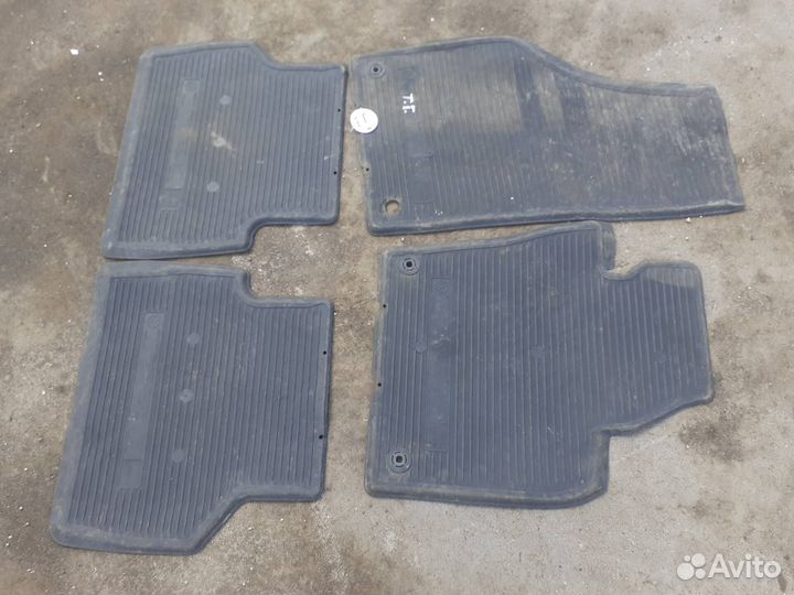 Комплект ковриков Volkswagen Tiguan 1