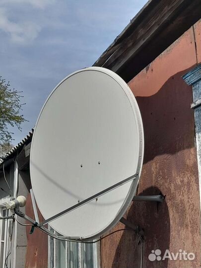 Антенна спутниковая