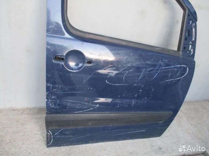 Дверь передняя правая Peugeot Expert 2