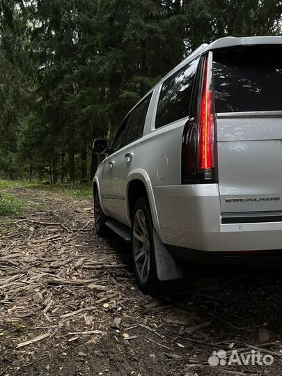 Cadillac Escalade 6.2 AT, 2016, 96 500 км