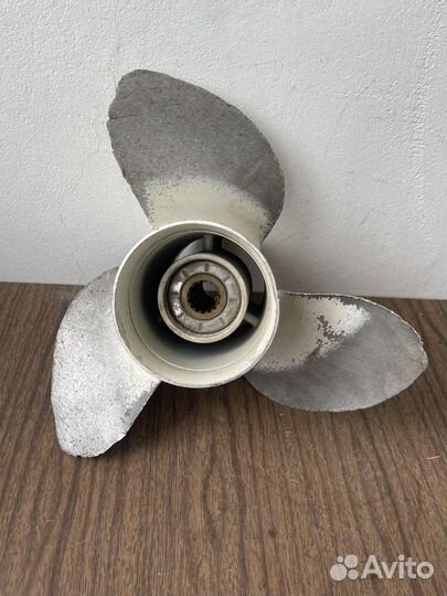 Гребной винт 3x13,25x17R