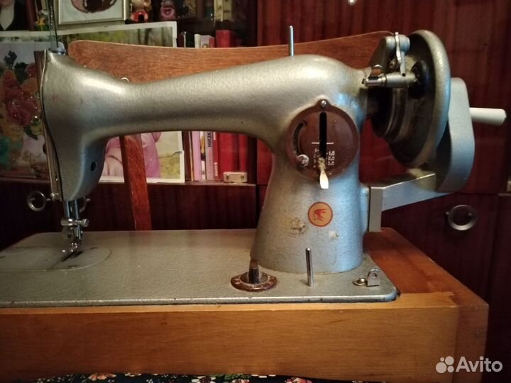 Швейная машинка ручная