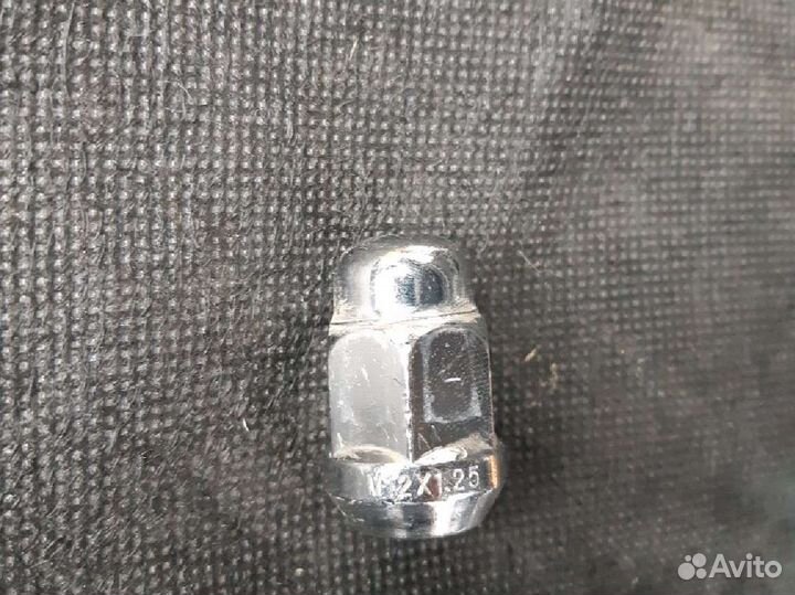 Колесные Хромированные удлиненные болты 12х1.25