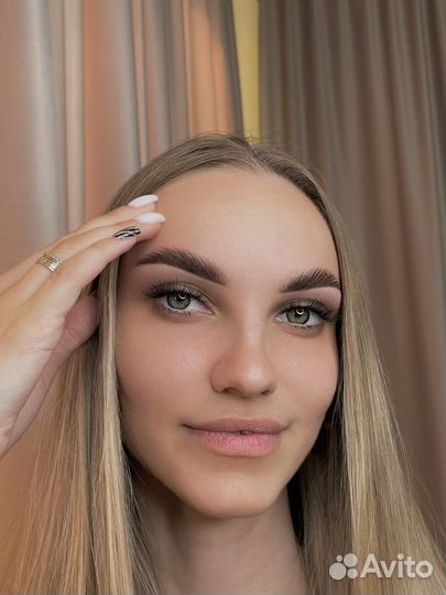 Мастер бровист