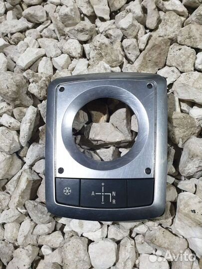 Накладка селектора Opel Astra H