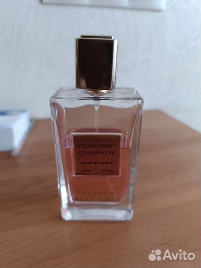 Духи strawberry champagne