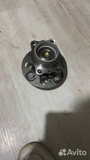 Ступица в сборе задняя hyundai solaris IJ113043