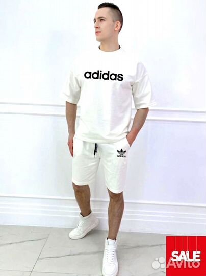 Спортивный костюм Adidas шорты и футболка