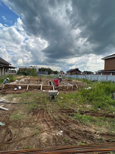 Дом 176 м² на участке 8 сот.