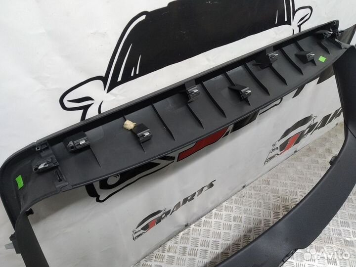 Обшивка двери багажника Volkswagen Tiguan I рестай