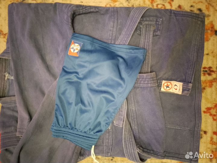 Са мбовка + шорты синего цвета на рост 170