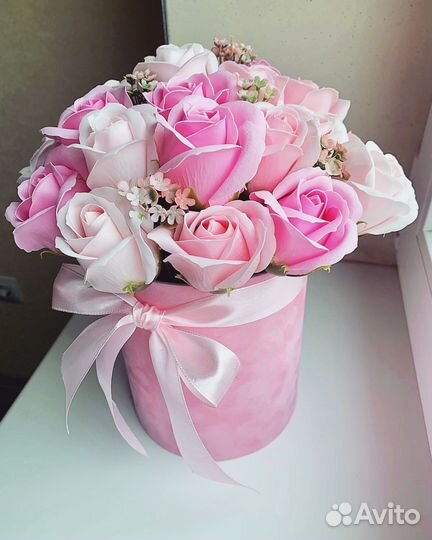 Букет в коробочке из мыльных роз