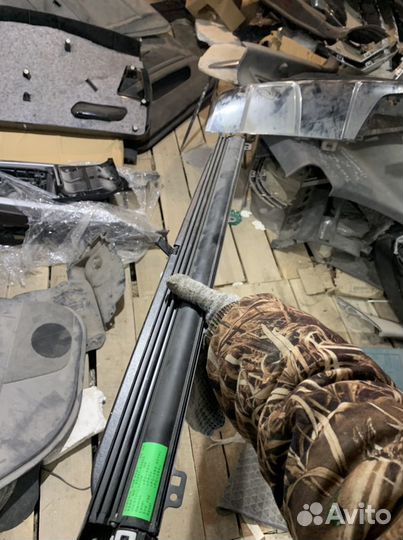 Шторка Задняя правая Лексус lx570 lc200