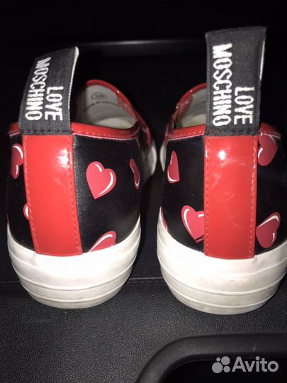 Слипоны Moschino love