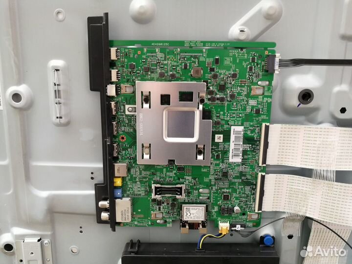 Телевизор Samsung UE49NU7300 (По запчастям)