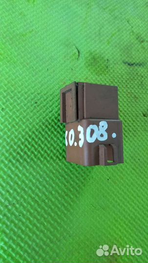 Реле насоса Пежо 308