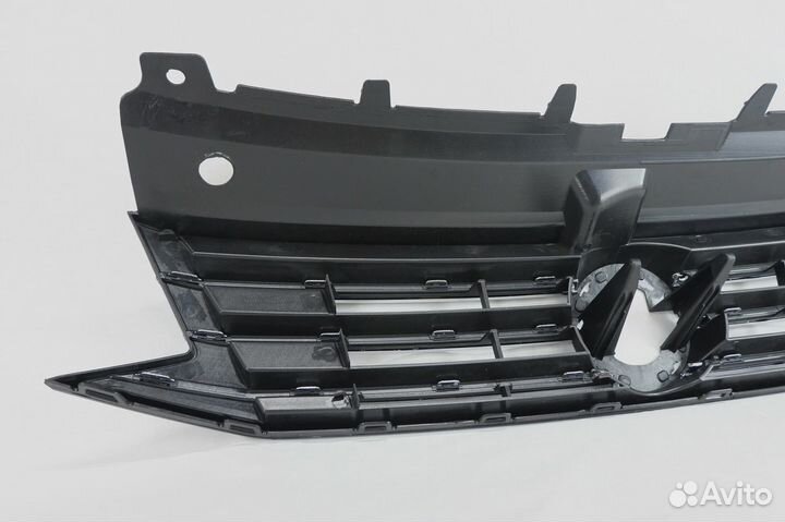 Решетка радиатора volkswagen polo sedan 5 15-20