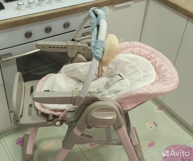 Продам стульчик для кормления chicco