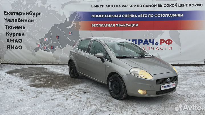 Крыло заднее левое Fiat Punto (199)