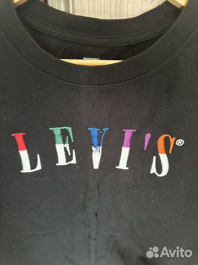 Футболка levis