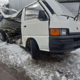 Mitsubishi L300 кузов