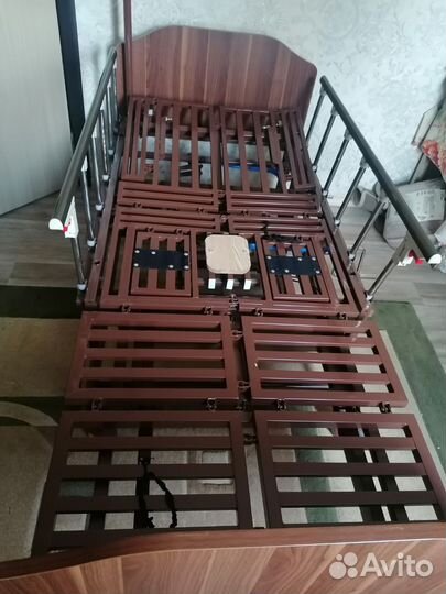 Медицинская кровать для лежачих больных