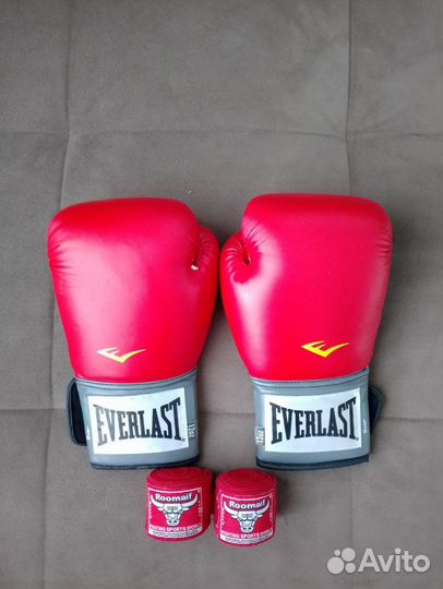 Боксерские перчатки 12 oz Everlast