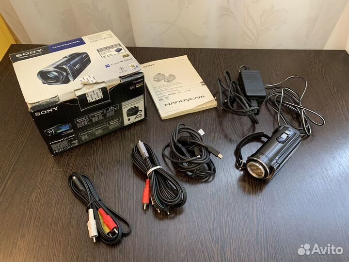 Видеокамера Sony HDR-CX110e