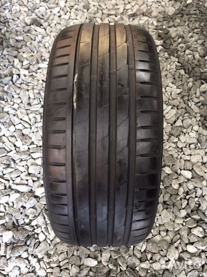 Nokian Tyres Hakka Z 245/50 R18