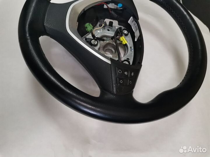 Руль на BMW X5 е70 LCI