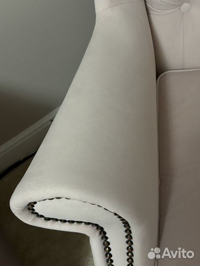 Кресло Perrino Эллиот розовое