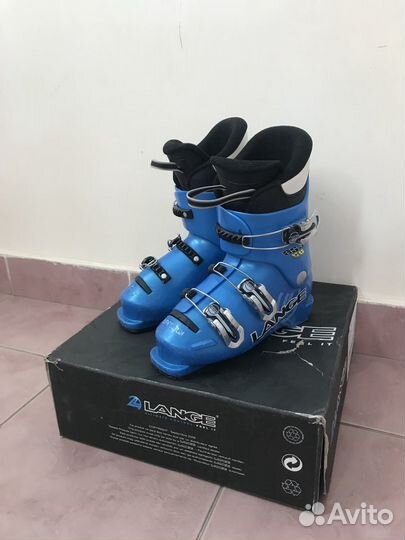 Горнолыжные ботинки (размер 21,5; с доставкой)