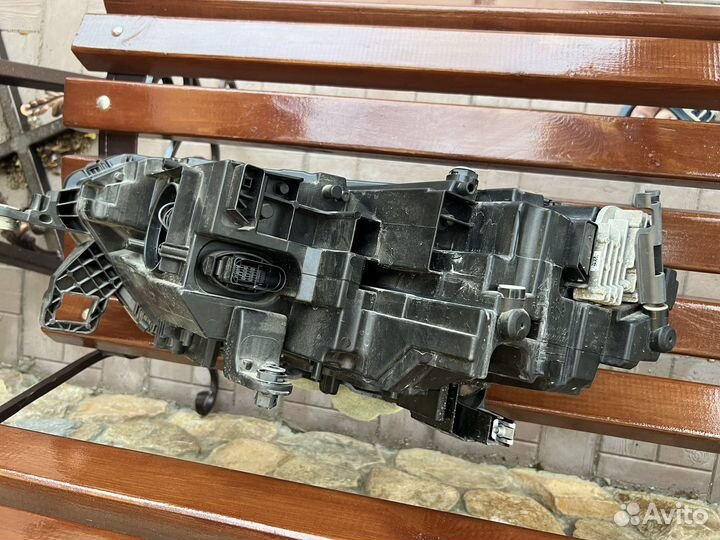 Фара Volkswagen Polo MK6 2020 правая