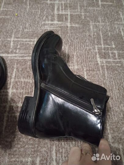 Ботинки лакированные