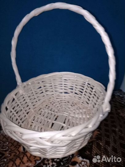 Корзина плетеная