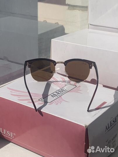 Солнцезащитные очки Ray ban clubmaster