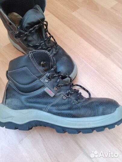 Ботинки (спецобувь)