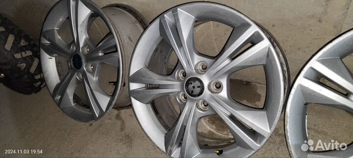 Диски на ford transit r16