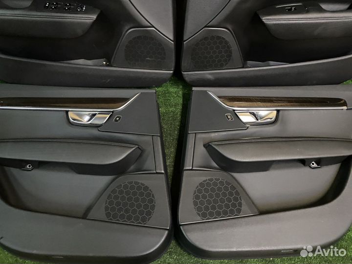 Обшивки дверей volvo S90 дверные карты