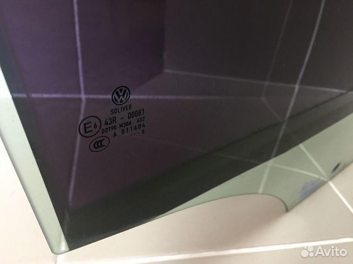 Стекло задней правой двери VW Passat B6