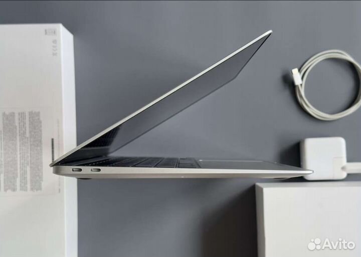 Apple MacBook Air 13 2020 m1 новый