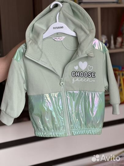 Кофточка утепленная на девочку 98 размер