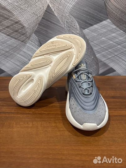 Кроссовки Adidas ozelia размер 36,5